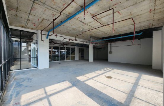 Commercial space for rent Chan-Sathorn Road