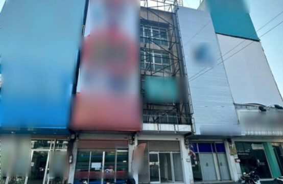 Commercial building Suksawat-Samut Prakan