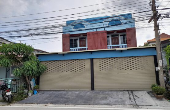 Semi-detached house Sirikasem 1 Bang Khae