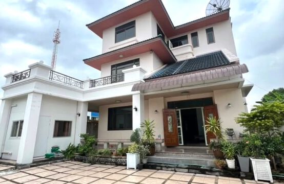 Single house Soi Ladprao