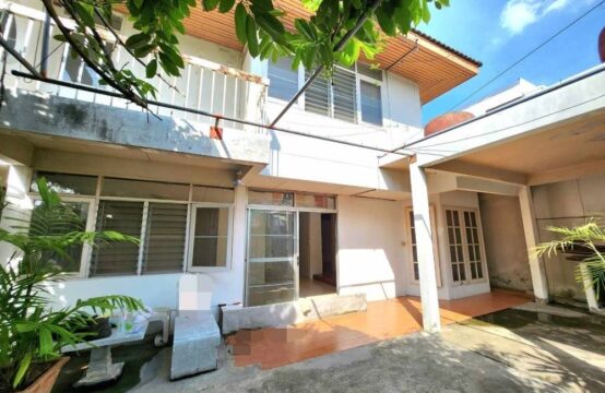 Single house Soi Sukhumvit 93 near BTS Bangchak