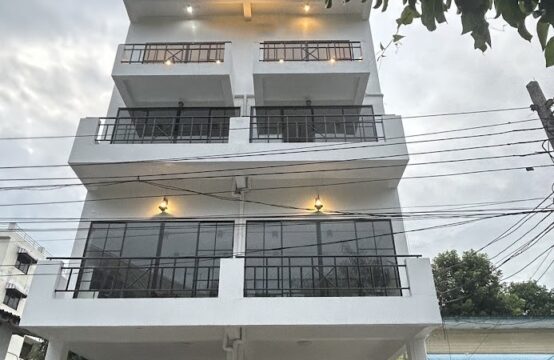 Home office near BTS Bang Chak