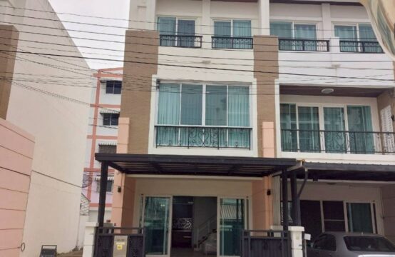 Baan Klang Muang Urbanion Suk Sawat &#8211; Rama 3