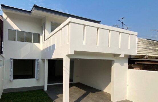 Semi-Detached house Ladprao