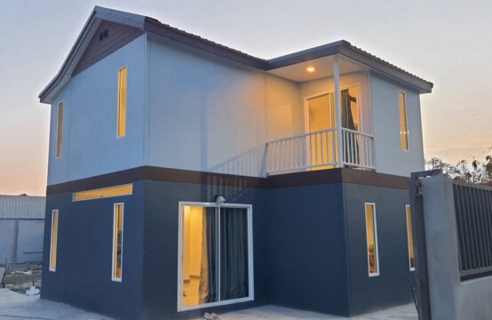 Single house near MRT Si Bearing
