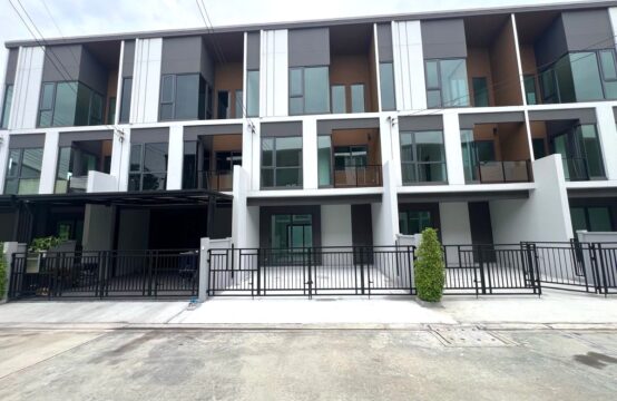 Baan Klang Mueng North Ratchapruek