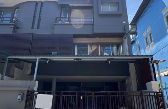 Townhome Ladprao 80-Mengjai