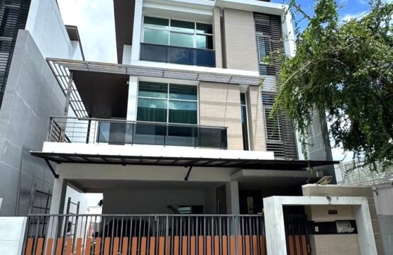 Nirvana Beyond Ramkhamhang &#8211; Rama 9