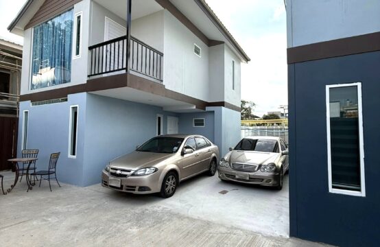 Single house near MRT Si Bearing