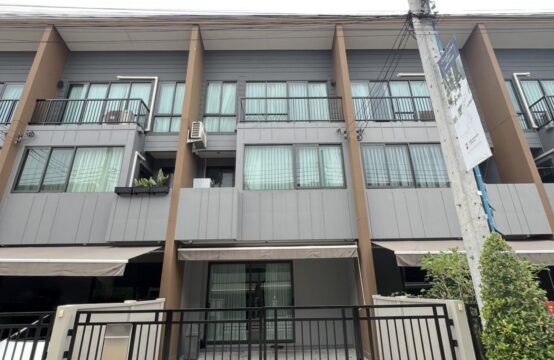 Baan Klang Muang Sukhumvit-Onnut