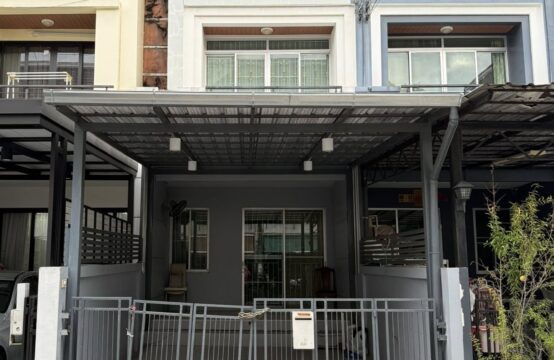 Baan Klang Muang The Paris Krungthep Kreetha 7