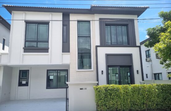 Grande Pleno Sukhumvit-Bangna