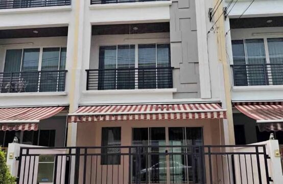 Baan Klang Muang Ladprao 87