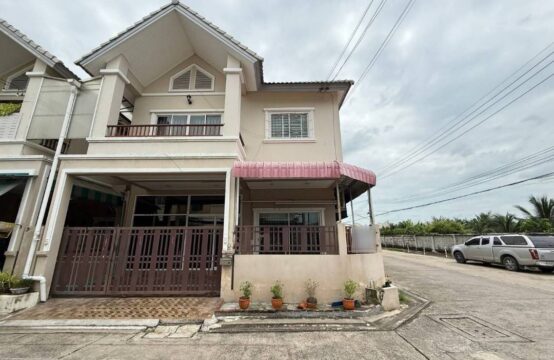 Im Amporn 2 Soi Ratchapruek 9